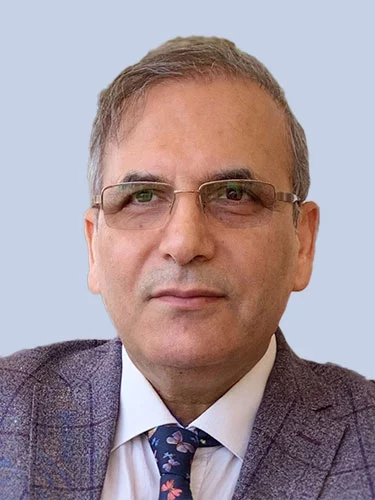 Dr. Alireza<br>Bakhtiari